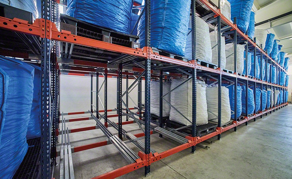 The warehouse of the cork manufacture Belbo Sugheri The warehouse of the cork manufacture Belbo Sugheri