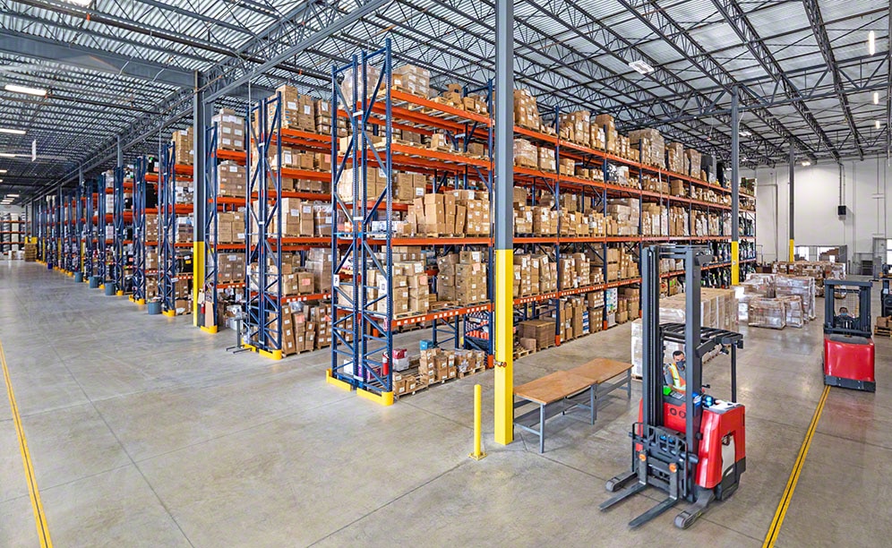 The Dufry facility in Miami with racks from Interlake Mecalux