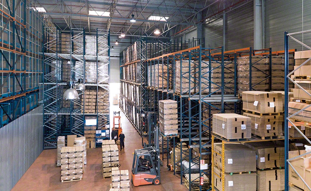 Shad chooses the Mecalux software to expand internationally Shad chooses the Mecalux software to expand internationally