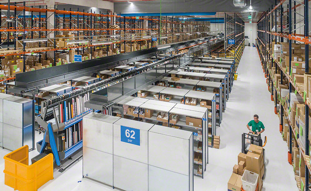 The logistics centre of the Alliance Healthcare wholesale pharmaceutical company in Lisbon was sectored into five zones to organise products according to demand The logistics centre of the Alliance Healthcare wholesale pharmaceutical company in Lisbon was sectored into five zones to organise products according to demand