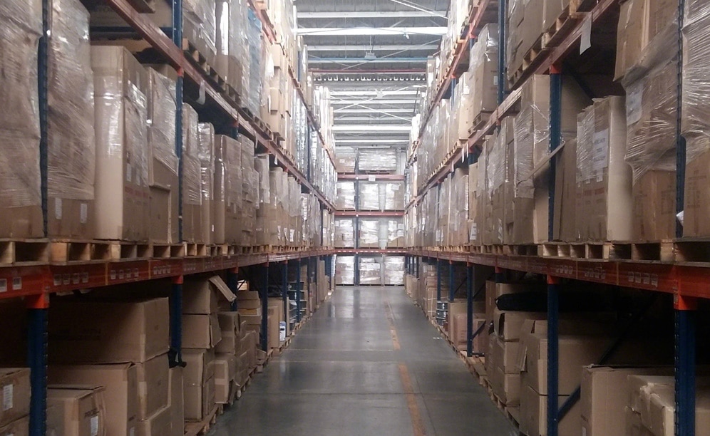 The warehouse of a musical instruments shop with Easy WMS of Mecalux The warehouse of a musical instruments shop with Easy WMS of Mecalux