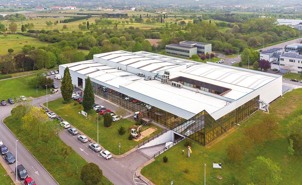 New Normagrup miniload system in Asturias with emergency lighting