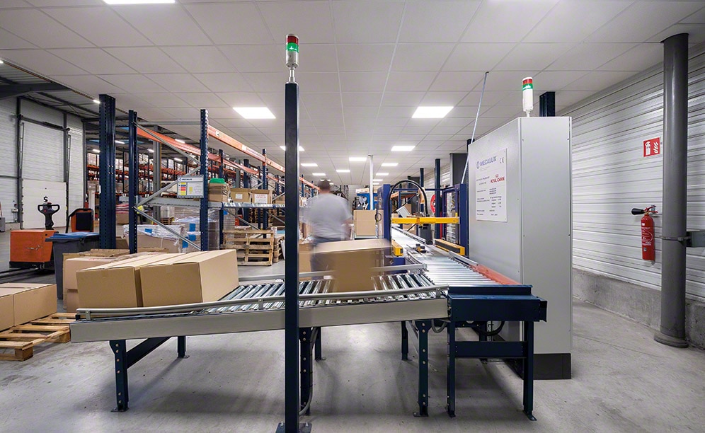 Multiple solutions to manage pet food products Multiple solutions to manage pet food products
