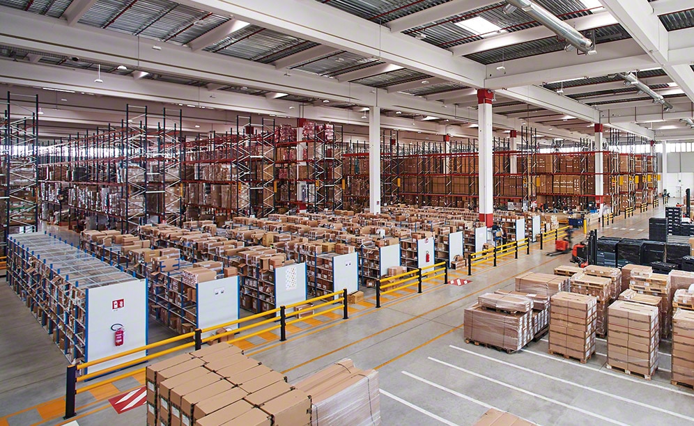 Decathlon opens three new warehouses in Italy equipped by Mecalux Decathlon opens three new warehouses in Italy equipped by Mecalux