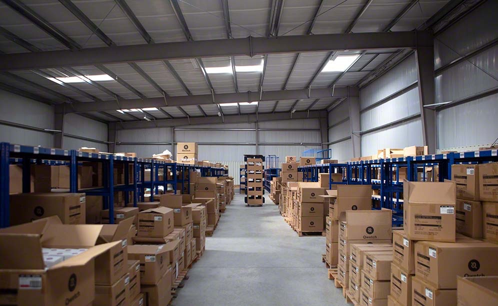 La Ruche Logistique manages products for e-commerce companies in its warehouse La Ruche Logistique manages products for e-commerce companies in its warehouse