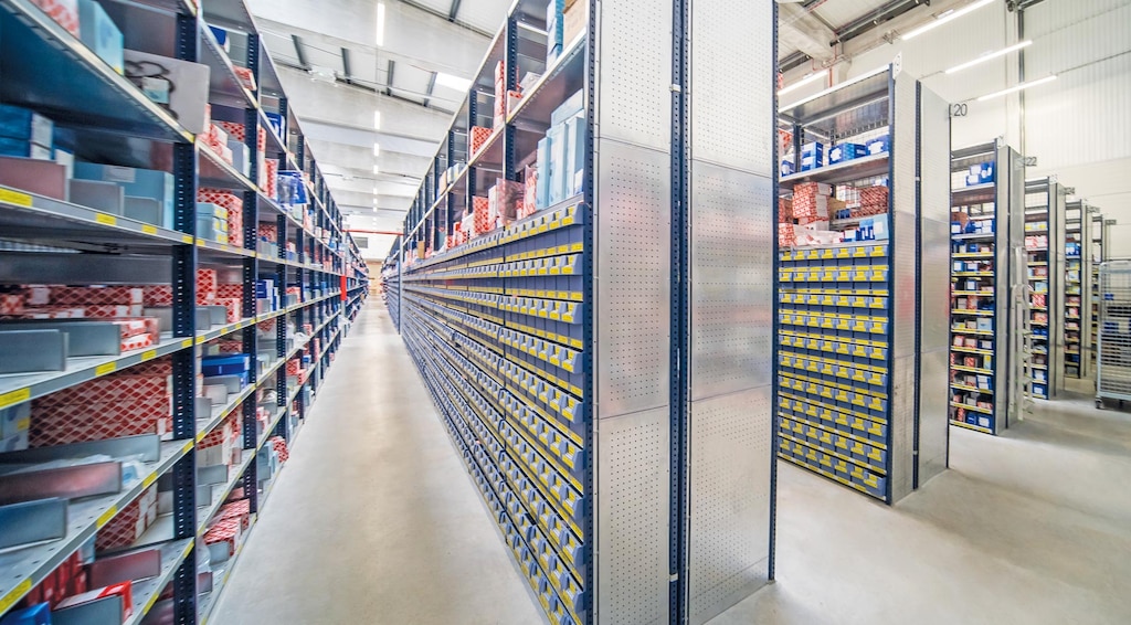 Shelving M3 Shelving M3