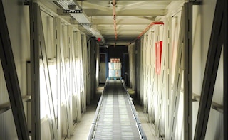 Automatic conveyors in the Grup Baucells Alimentació warehouse