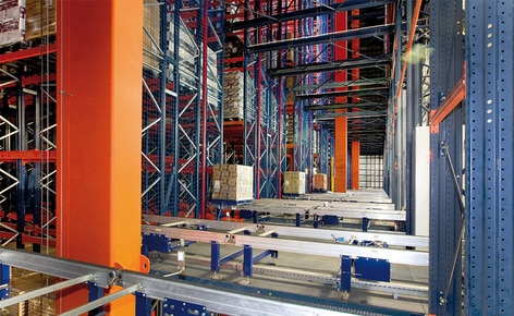 The food company Grupo Siro has increased its capacity and productivity with a 35.5 m high automated clad-rack warehouse The food company Grupo Siro has increased its capacity and productivity with a 35.5 m high automated clad-rack warehouse