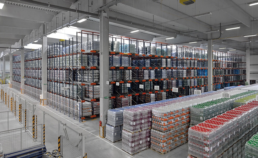 The Santa-Trans logistics centre can store 11,115 pallets